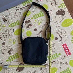Pacsafe Crossbody bag Unisex Metrosafe 200 GII Anti-Theft Pockets Black Exomesh.